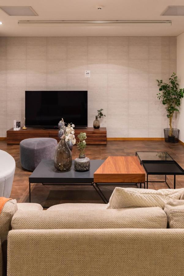 Bijou Suites Ai Premium Osaka Dış mekan fotoğraf